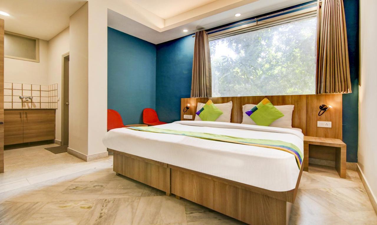 Treebo Mall View, Dlf Phase II Gurgaon Luaran gambar