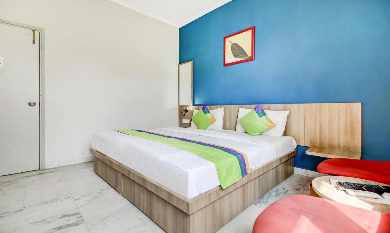 Treebo Mall View, Dlf Phase II Gurgaon Luaran gambar